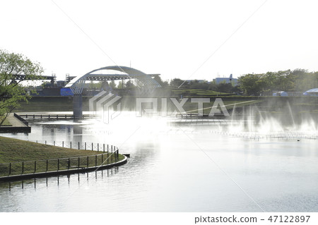 國營的日立海灘公園水上舞台和翼門 國營的日立海灘公園水上舞台和翼門 47122897