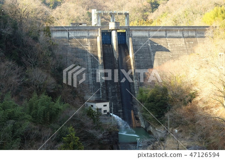 Inland dam of Takamatsu city, Kagawa prefecture Inland dam of Takamatsu city, Kagawa prefecture 47126594