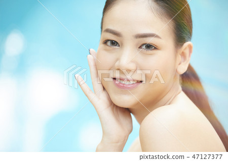 Female beauty series 47127377