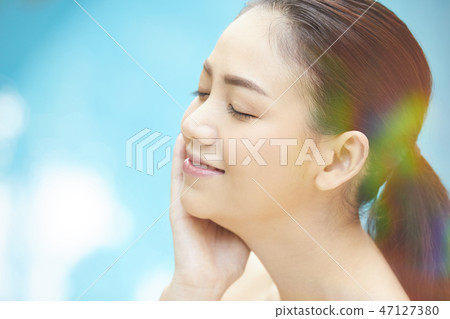 Female beauty series 47127380