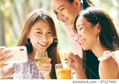 Female Resort Travel Female Resort Travel 47127460