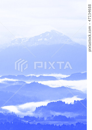 Sea of clouds, fog pattern and Shinano river 47134688