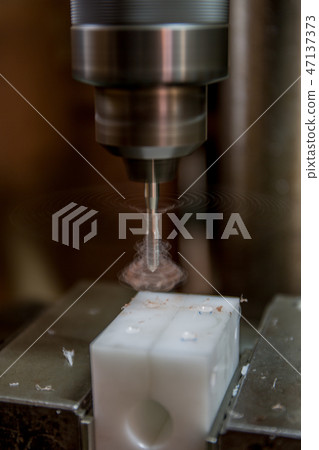 Inner diameter processing with lathe Inner diameter processing with lathe 47137373