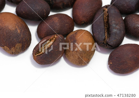 Coffee beans isolated on white background  47138280