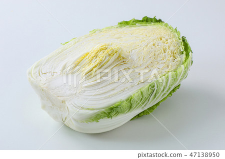 [與剪切路徑]大白菜 47138950