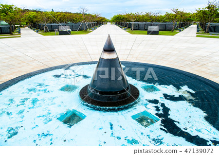 Okinawa Prefecture Peace Memorial Park The foundation of the peaceful fire and peace Okinawa Prefecture Peace Memorial Park The foundation of the peaceful fire and peace 47139072