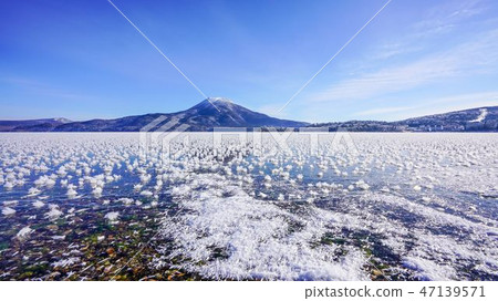 一側霜花阿寒湖16：9 47139571