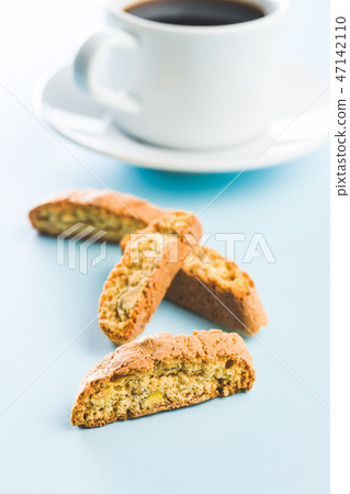 Sweet cantuccini biscuits. Italian biscotti. 47142110