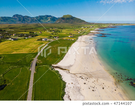 Seascape in Gimsoysand, Lofoten islands, Norway Seascape in Gimsoysand, Lofoten islands, Norway 47144107