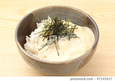 Tororo covered rice 47145017