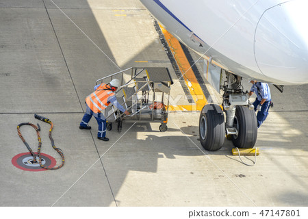 地面工作 47147801