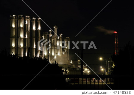 Night view of reaction tower 47148528