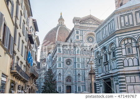Baptistery in the heart of Florence, Italy Baptistery in the heart of Florence, Italy 47149767