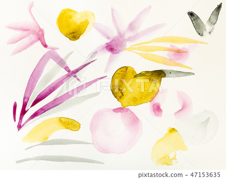 sketches of leaves are hand drawn on creamy paper sketches of leaves are hand drawn on creamy paper 47153635