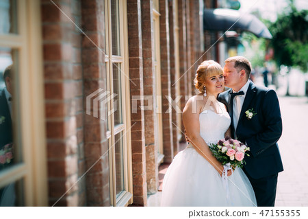 bride and groom on the background of the city bride and groom on the background of the city 47155355