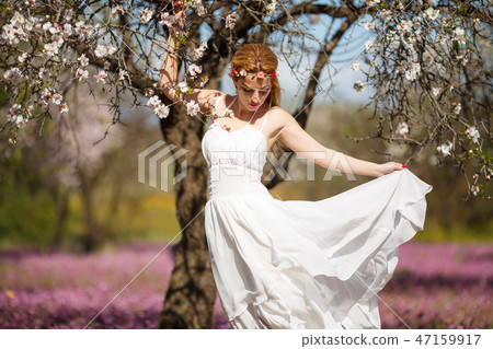 Romantic blonde woman Romantic blonde woman 47159917