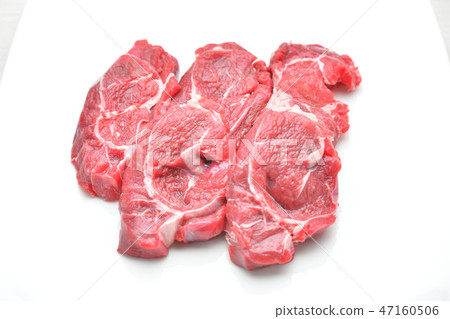 燉牛肉，牛肉脛肉，牛肉曬肉，牛肉，國產北海道北海道牛肉燉肉，燉肉。肉，生肉，未加熱 47160506