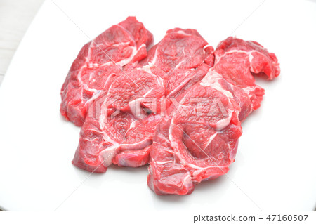 燉牛肉，牛肉脛肉，牛肉曬肉，牛肉，國產北海道北海道牛肉燉肉，燉肉。肉，生肉，未加熱 47160507