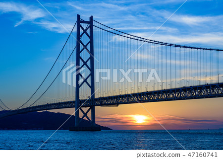Akashi Kaikyo Bridge Evening landscape Akashi Kaikyo Bridge Evening landscape 47160741