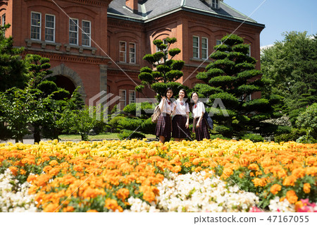 High school girl Sapporo school trip Hokkaido agency former main government building 47167055