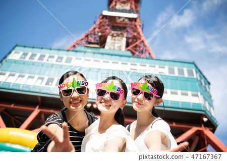 Woman sapporo travel tv tower Woman sapporo travel tv tower 47167367