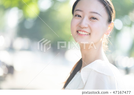 女性肖像 女性肖像 47167477