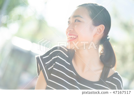 女性肖像 47167517