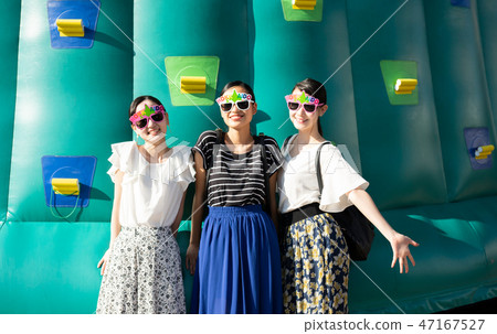 Woman Sapporo Travel Woman Sapporo Travel 47167527