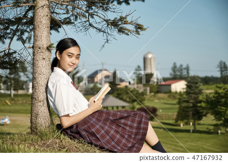 高中女孩畫象公園 高中女孩畫象公園 47167932