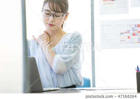 Business woman desk work office business image Business woman desk work office business image 47168264