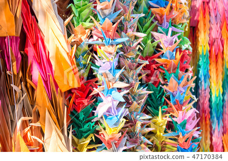 A thousand paper cranes A thousand paper cranes 47170384