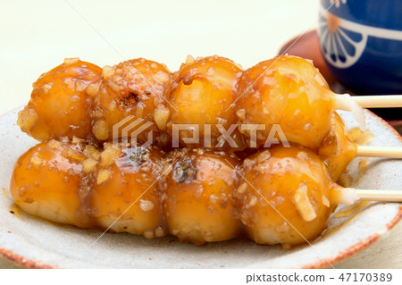 Walnut dumpling dumpling Walnut dumpling dumpling 47170389