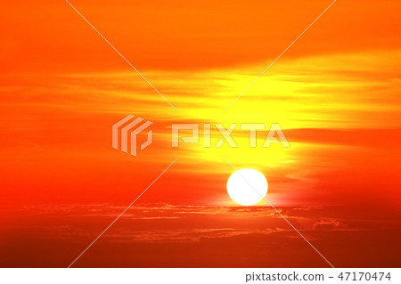 last light of sunset back on silhouette heap cloud 47170474