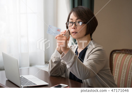 女子 女子 47171046