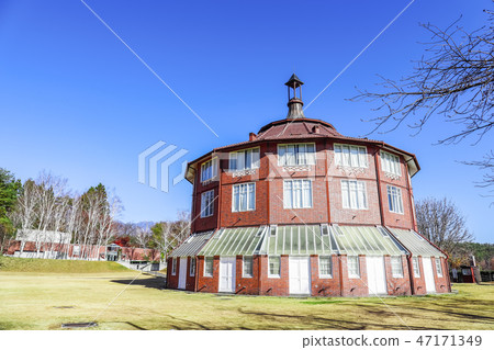 [Hokuto City, Yamanashi Prefecture] Autumn Kiyoharu Art Village La Ryuche and Kiyoharu Birch Museum 47171349