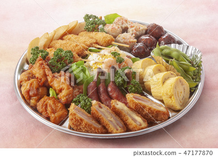 Hors d'oul 47177870