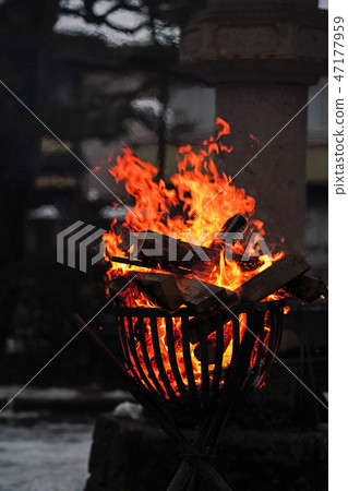 篝火 47177959