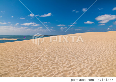 Dune of Pilat - sand dune, Arcachon Bay, Aquitaine, France, Atlantic Ocean 47181877