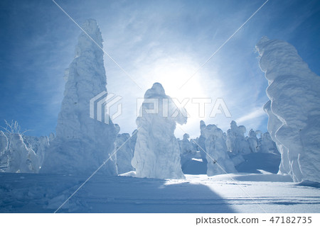 A tree A tree 47182735