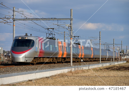 JR四國8000系列限速快速Shiokaze 8均運行Uno Line 47185467