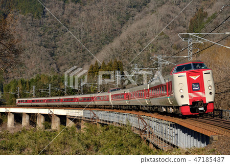 381 L系列限速快車Yakumo 9都在線上運行 381 L系列限速快車Yakumo 9都在線上運行 47185487