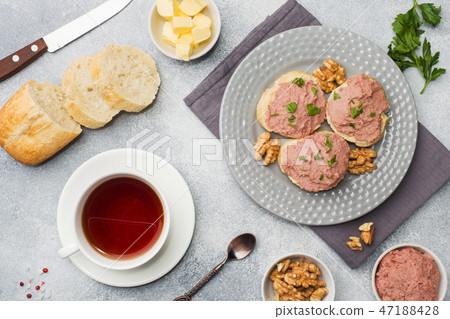 Sandwiches with chicken pate and butter Sandwiches with chicken pate and butter 47188428