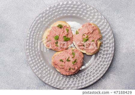 Sandwiches with chicken pate and butter Sandwiches with chicken pate and butter 47188429