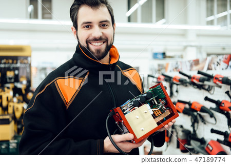 Map is posing with uninterruptible power supply, Map is posing with uninterruptible power supply, 47189774
