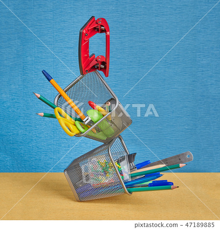 Stationery floats under conditions of zero gravity 47189885