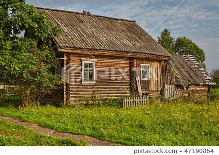 Log home, peasant's house made of logs. Log home, peasant's house made of logs. 47190864