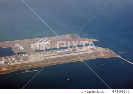 Kansai International Airport 47194101