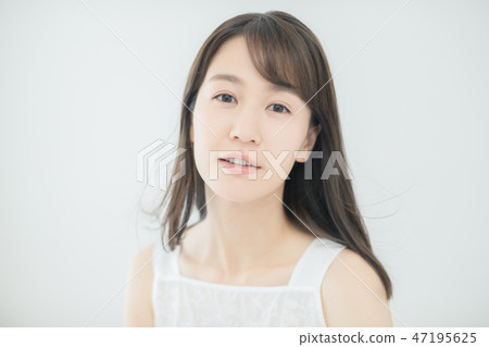 female, lady, woman 47195625