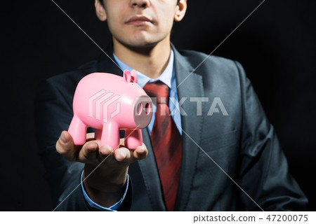 Some savings for future 47200075
