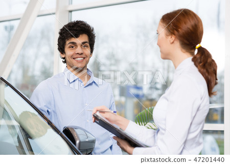 Sales consultant Sales consultant 47201440